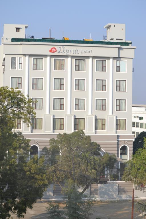 The Legend Hotel Prayagraj Exterior foto